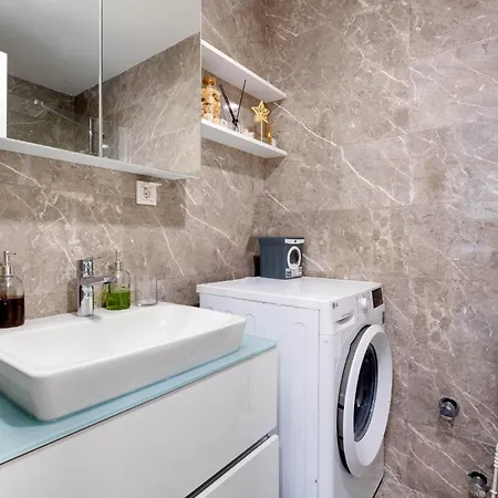 Modern Near Mall Of And Metro Daire İstanbul